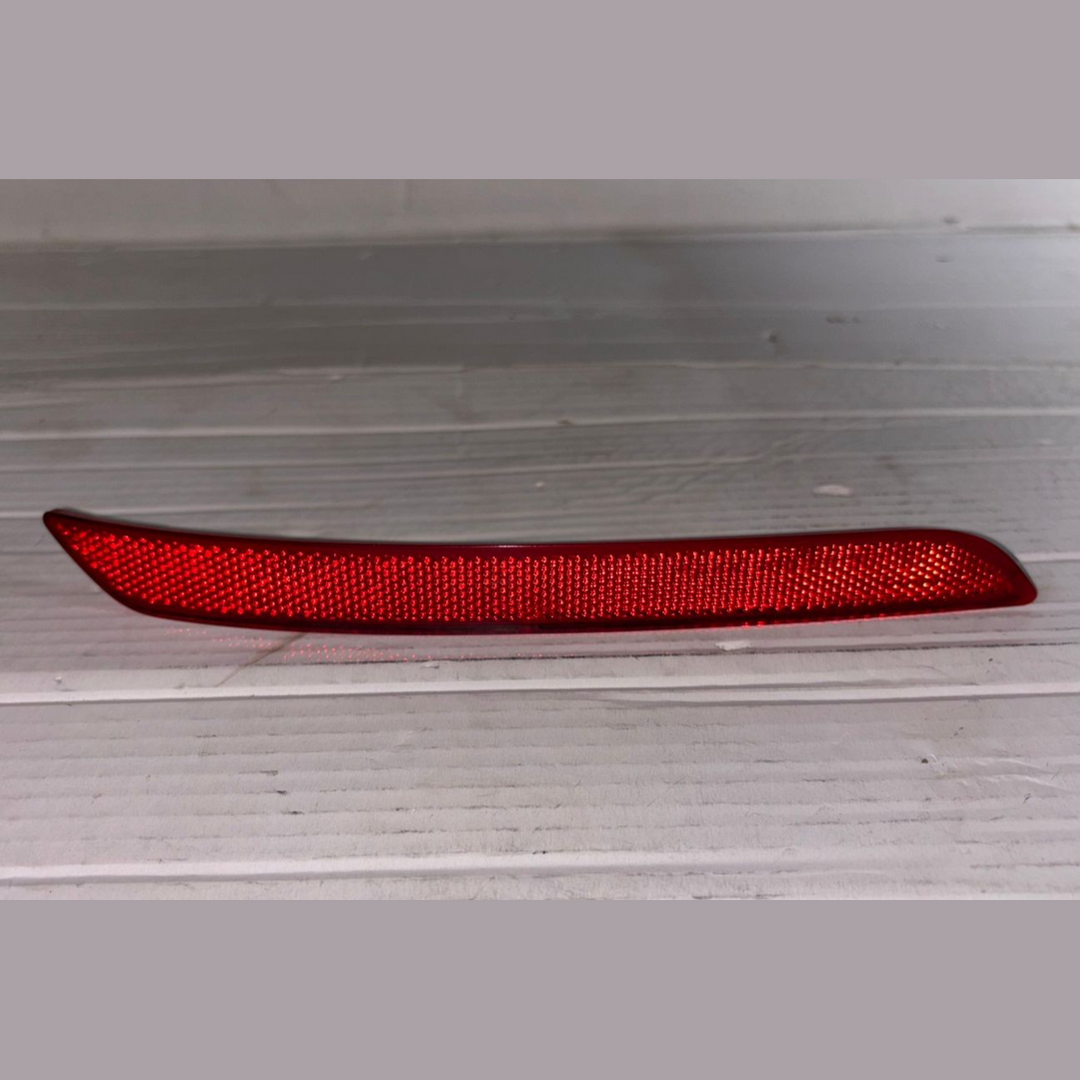 BMW F31 REAR BUMPER REFLECTORS LEFT RIGHT 7285745 7285746 SET