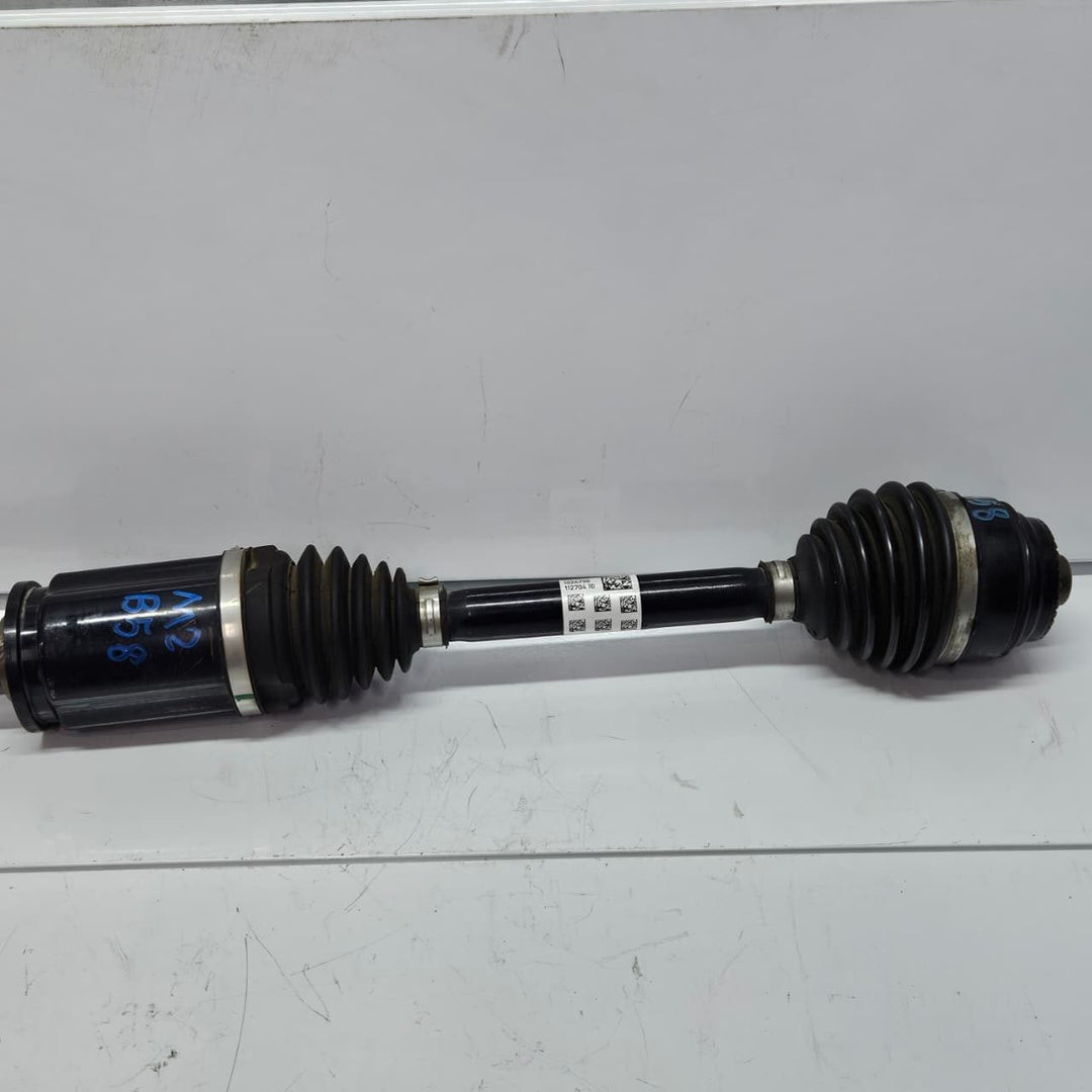 2018-2020 BMW 330i G20 G42 xDrive Output Shaft Front Right 8740588