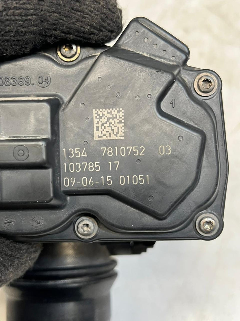 2013 BMW X3 X4 X5 X6 E84 E83 F25 F26 E70 F15 E71 F16 Throttle Body 7810752 OEM