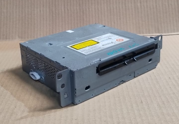 GENUINE OEM BMW X3 F25 F07 BUSINESS CD RADIO HEAD UNIT STEREO PLAYER - 9258265