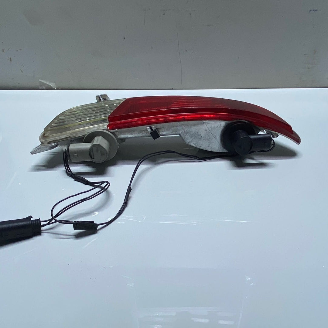 2006-2007 BMW 650i Rear Bumper Taillight 6911900 E63 E64