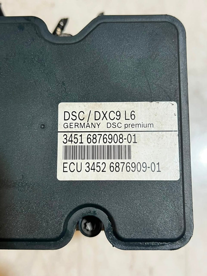 2016 BMW 528i 5 Series F10 and 6 Series F12 L6 DXC9 Abs Pump 6876908 OEM