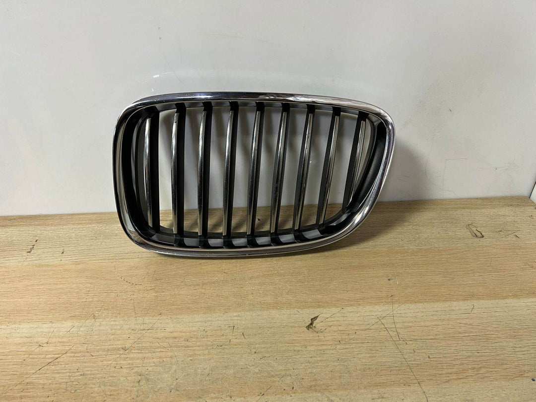 BMW 5 Series GT F07 2009 Front Left Upper Bumper Grille Trim Chrome OEM 7200169
