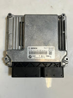 Bild in die Galerieansicht laden, BMW E87 N47D Engine Control Unit ECU SET DDE + CAS3 + 1KEY 7811700 OEM