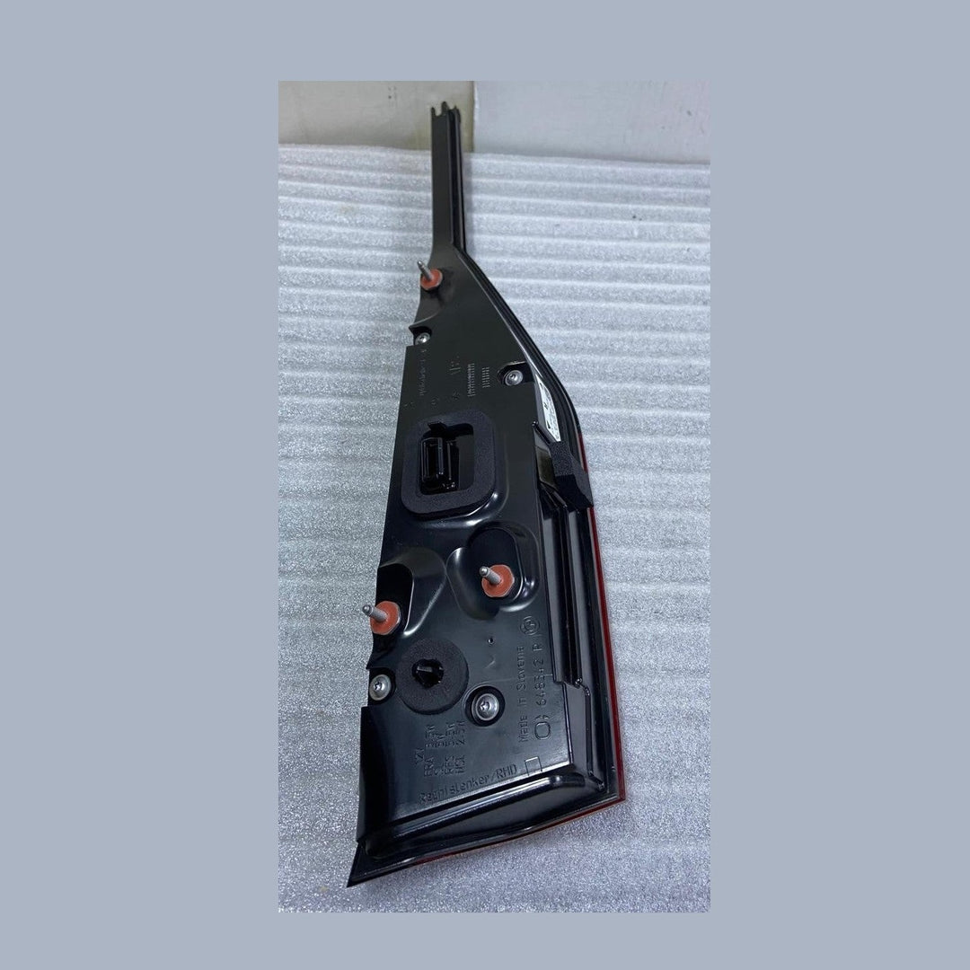 OEM BMW F44 2 SERIES GRAN COUPE TAILLIGHT RIGHT SIDE 8498740
