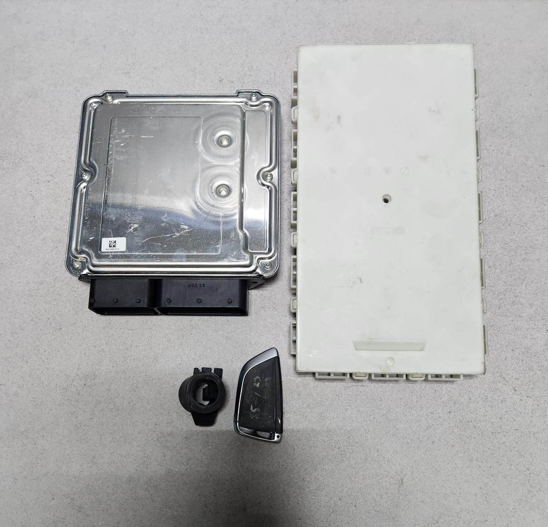 BMW Engine Control Unit 8598760 X5 F15 2.5 B47D20D TWIN TURBO DIESEL ECU SET 