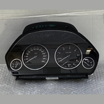 Bild in die Galerieansicht laden, OEM BMW 3 F30, F80 Instrument Cluster Speedometer 9287494 Johnson Controls