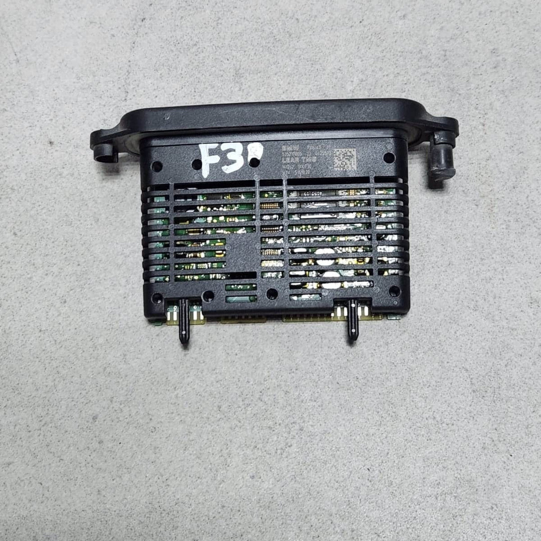 2012-2016 BMW 320i Headlight Driver Module Control Unit 7316147 F30 F31 F34