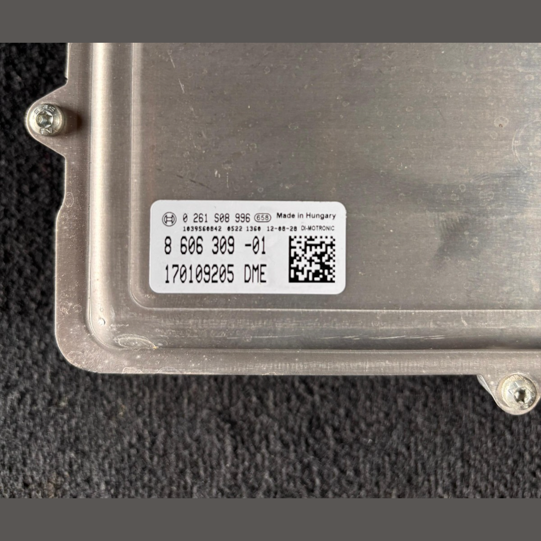 OEM BMW F10 F30 F20 N55 3.0 DME ENGINE CONTROL UNIT COMPUTER ECU SET 8606309