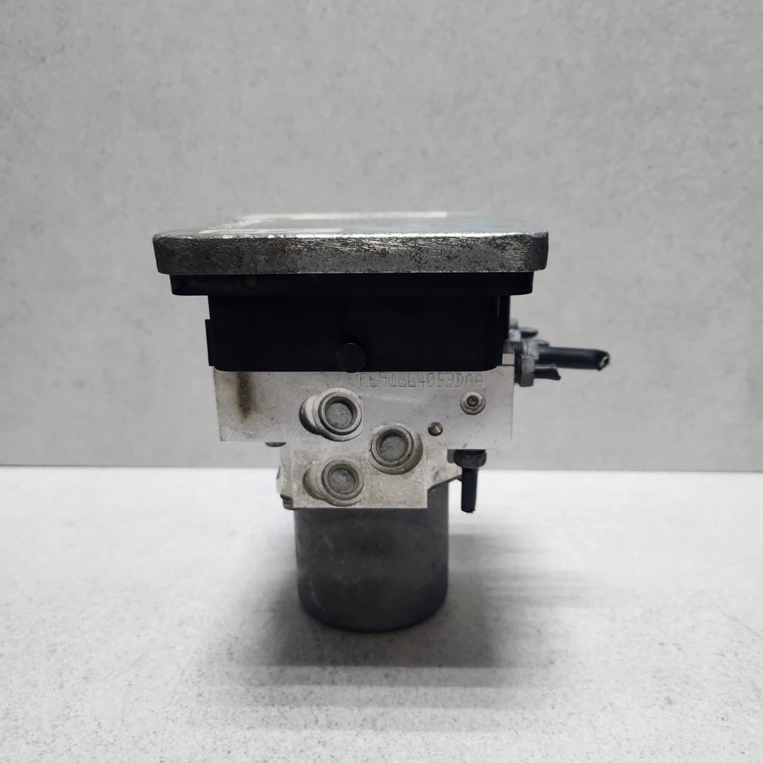 2016-2019 BMW 750i xDrive Abs Pump Module 5A01941 G30 G31 G32 G11 G12 G01 G02