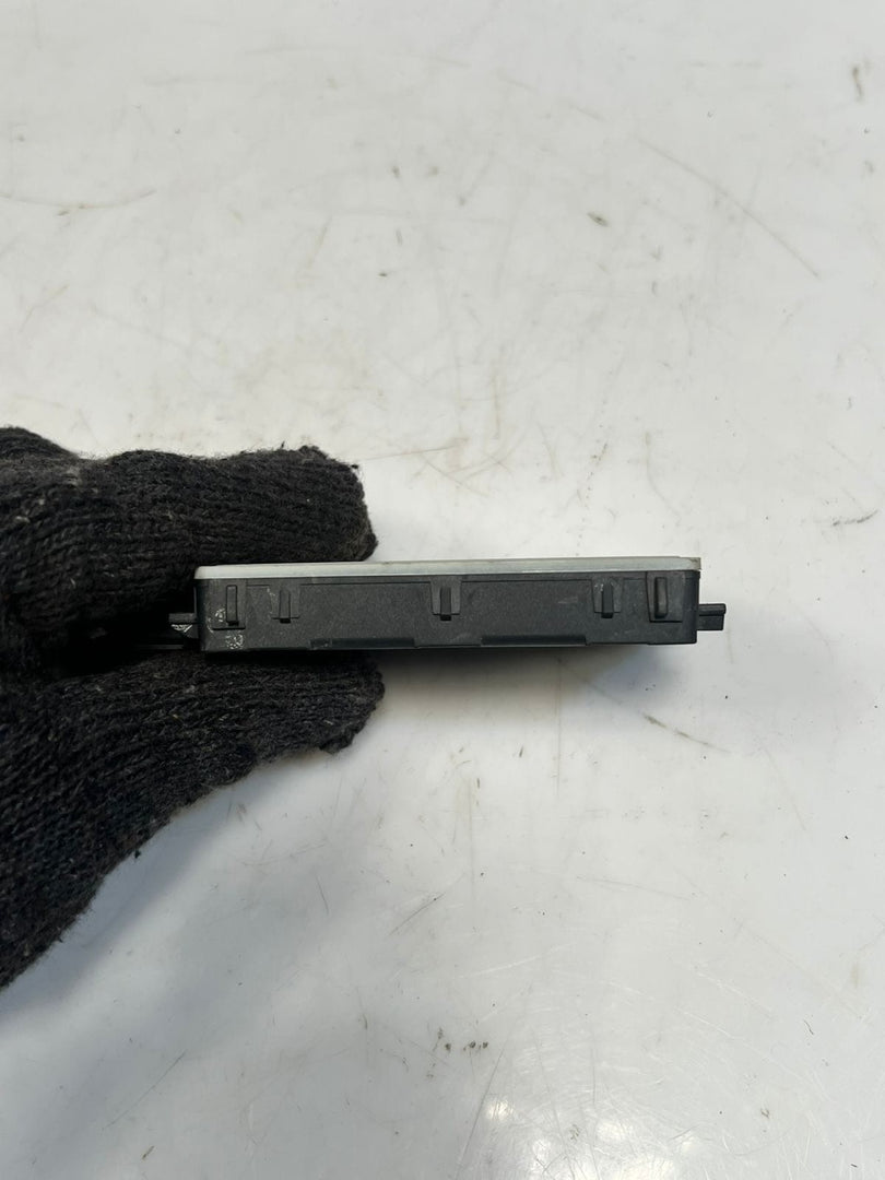 BMW iX, i7, X1 G60 G70 G05 G09 F95 LCI Radar Sensor CLOSE Short Range 5A60303