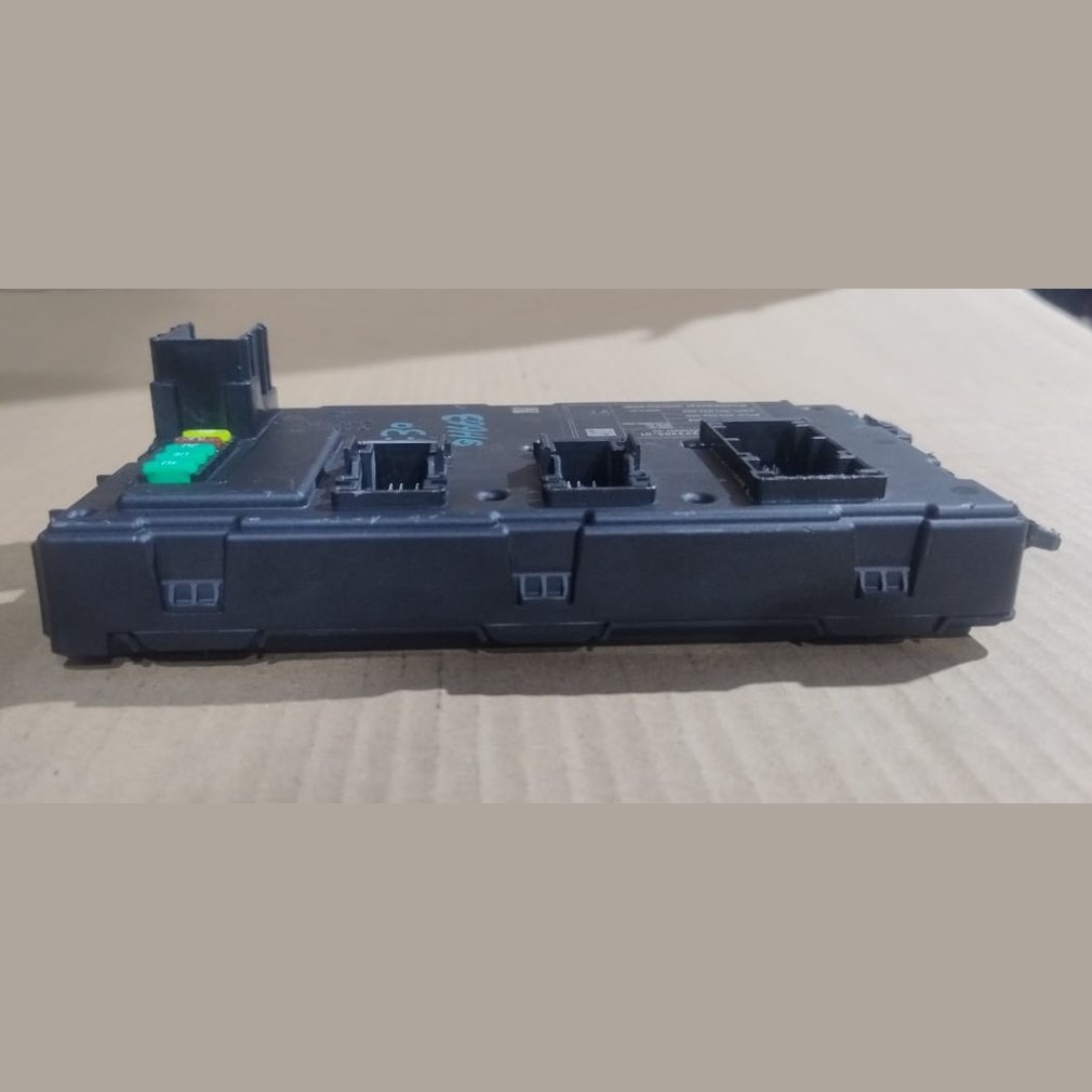 BMW F20 F21 F30 F31 REAR ELECTRONIC MODULE FUSE BOX CONTROL UNIT V1 REM -9293305