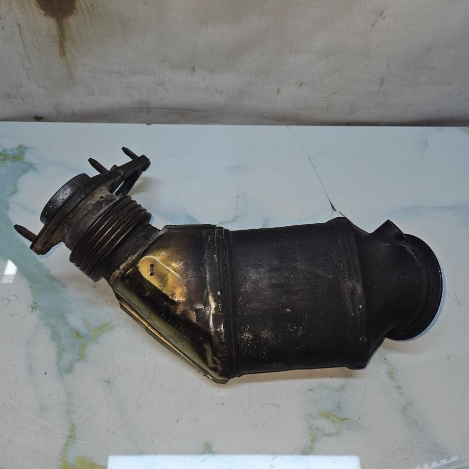2017 BMW M3 F80 and M4 F82 F83 4 Series Catalytic Converter 7848042 OEM