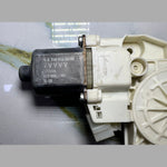 قم بتحميل الصورة إلى عارض الصور، 2013-2018 Mercedes-Benz A200 Front Right Window Motor A2469065200 A Class W176