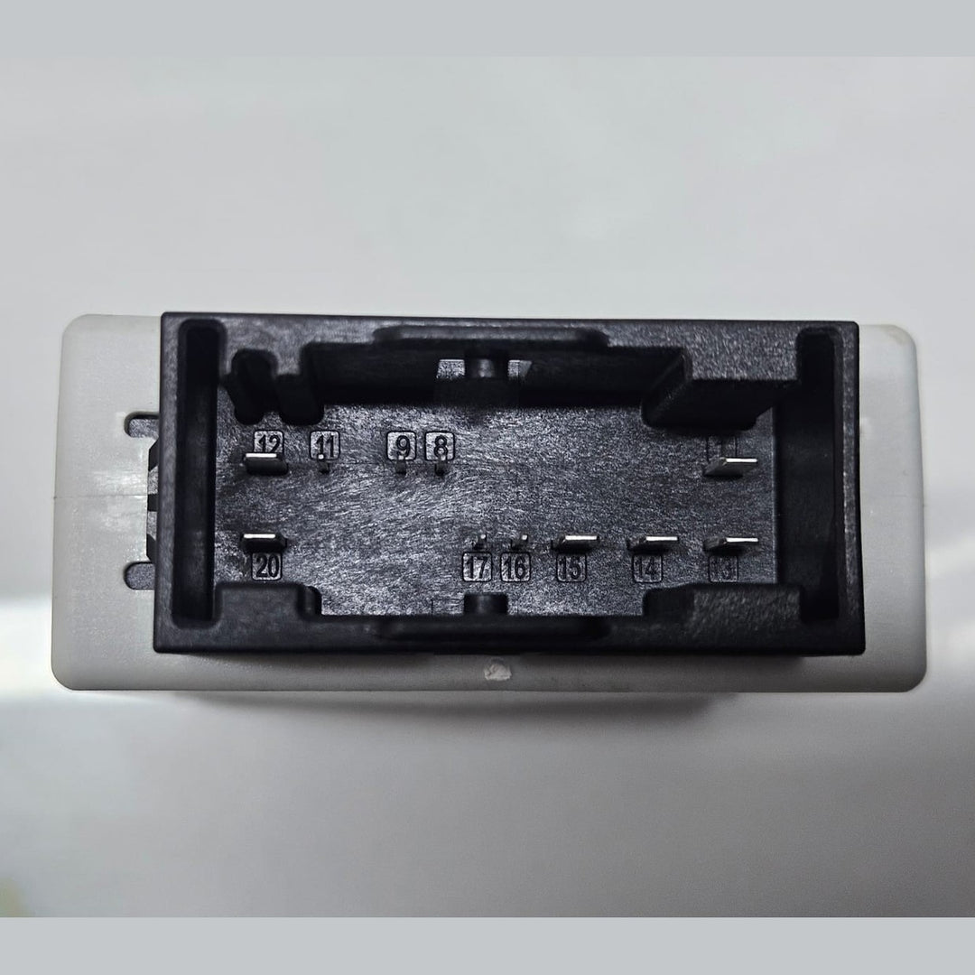 BMW G30 G31 Steering Column Control Unit 6885215 OEM