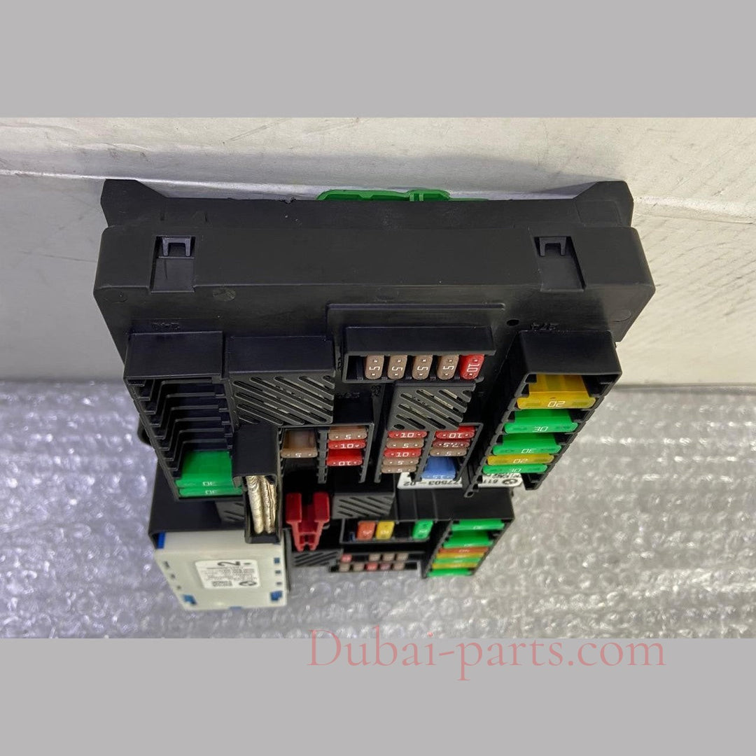 OEM BMW 740 750 G11 G12 REAR POWER DISTRIBUTION FUSE RELAY BOX MODULE 9377503
