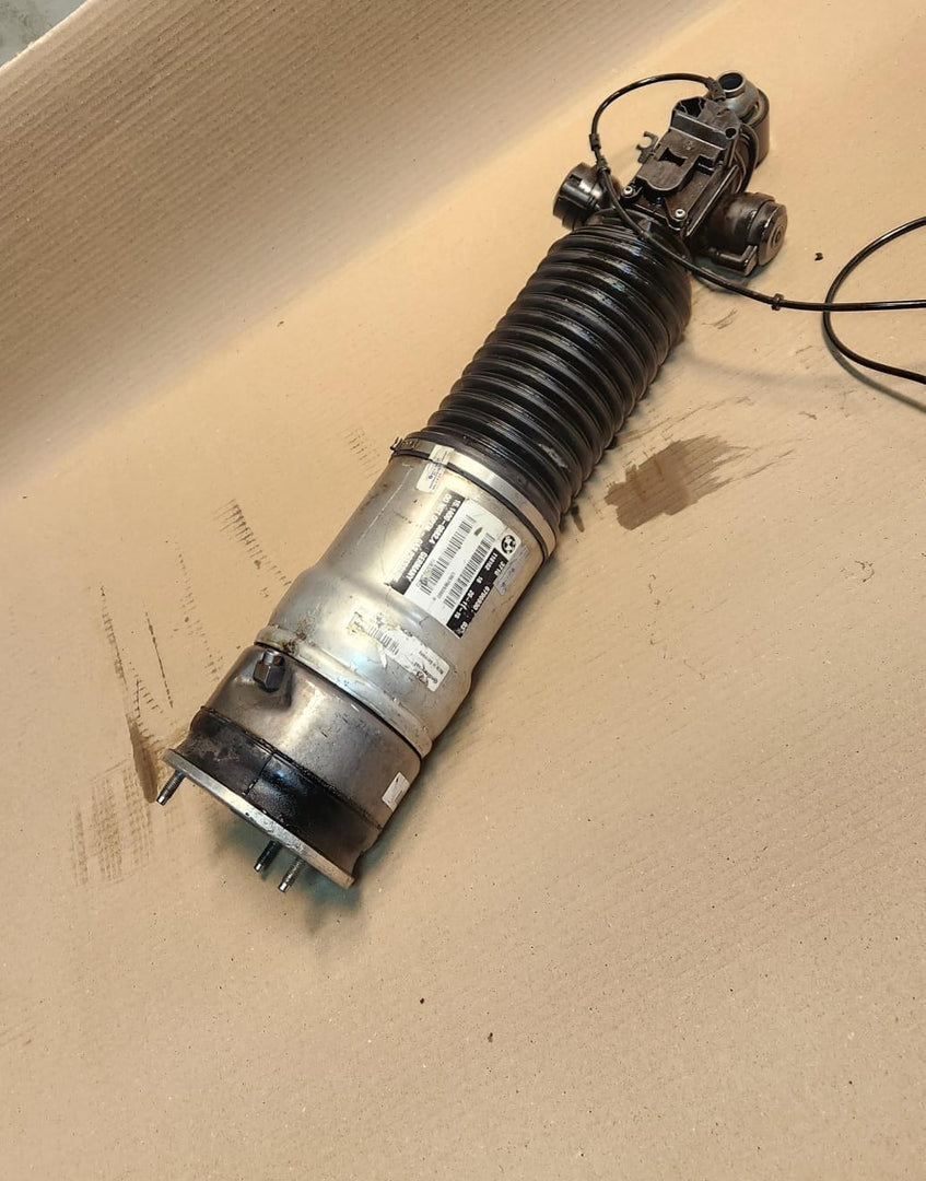 2009-2012 BMW 750Li 7 Series F02 F04 Rear Right Air Suspension Strut 6796930 