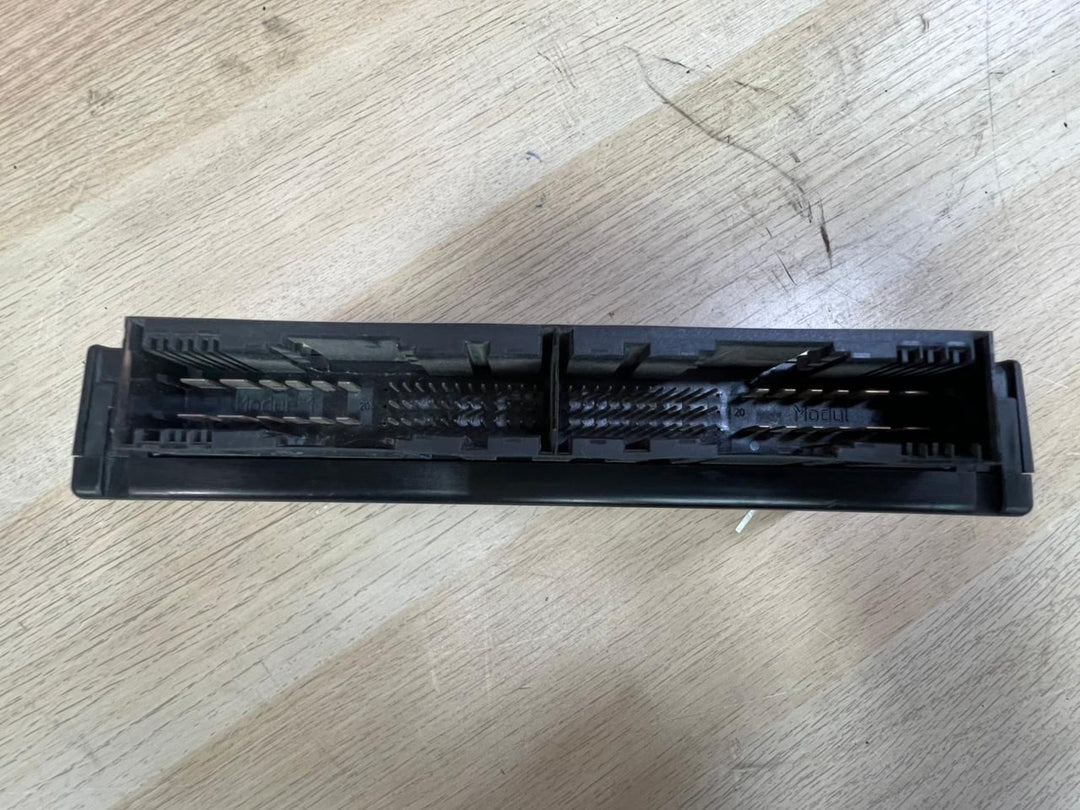 BMW Body Gateway Control Module 9118729 5 Series E60.