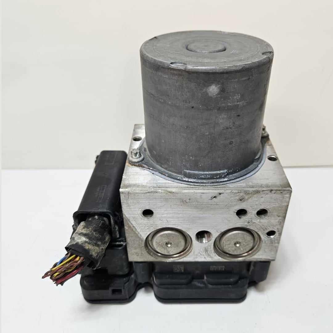 OEM BMW 5 6 Series F10 F11 F01 F06 DSc ABS Brake Pump Module 6868331