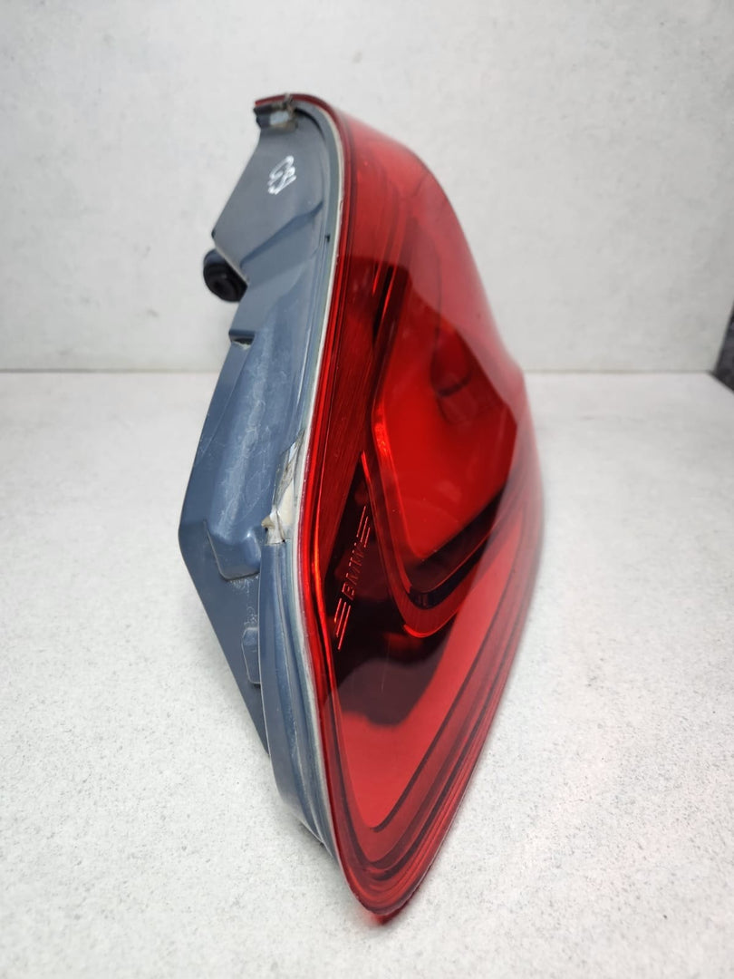 BMW 5 Touring Rear Tail Light Left Outer Led 7388947 5 Series G31