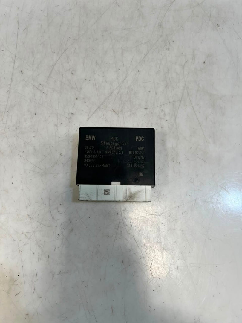 2011-2017 BMW X3 X4 F25 F39 F48 F45 F15 Parking Distance Control Module 6805061