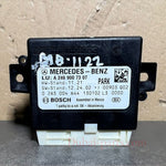 Load image into Gallery viewer, 12–15 Mercedes-Benz W176 A-Class Parking Sensor Control Module A246 9007307 OEM