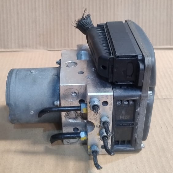 BMW 5 F10 HYBRID HYDRAULIC BLOCK PUMP ABS DSC ECU UNIT MODULE 6860157 -6860154
