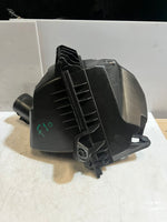 Bild in die Galerieansicht laden, 2010-2016 BMW 528i F10 N20 520I F11 F07 Air Intake Filter Box 7612014 OEM