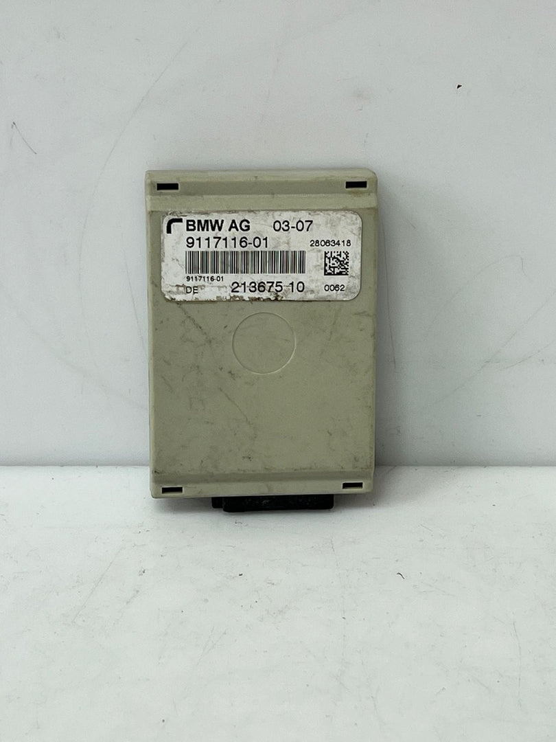 2007 BMW E60, E61, E90, E91, E92, E93 Antenna Module Radio Control Unit 9117116