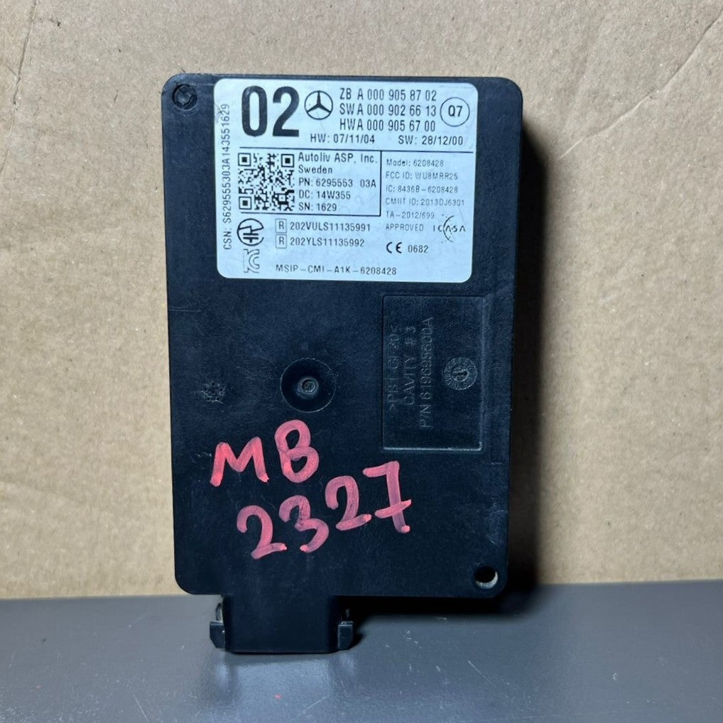 Mercedes W205 W222 Bumper Blind Spot Radar Distance Sensor Module A000 9058702