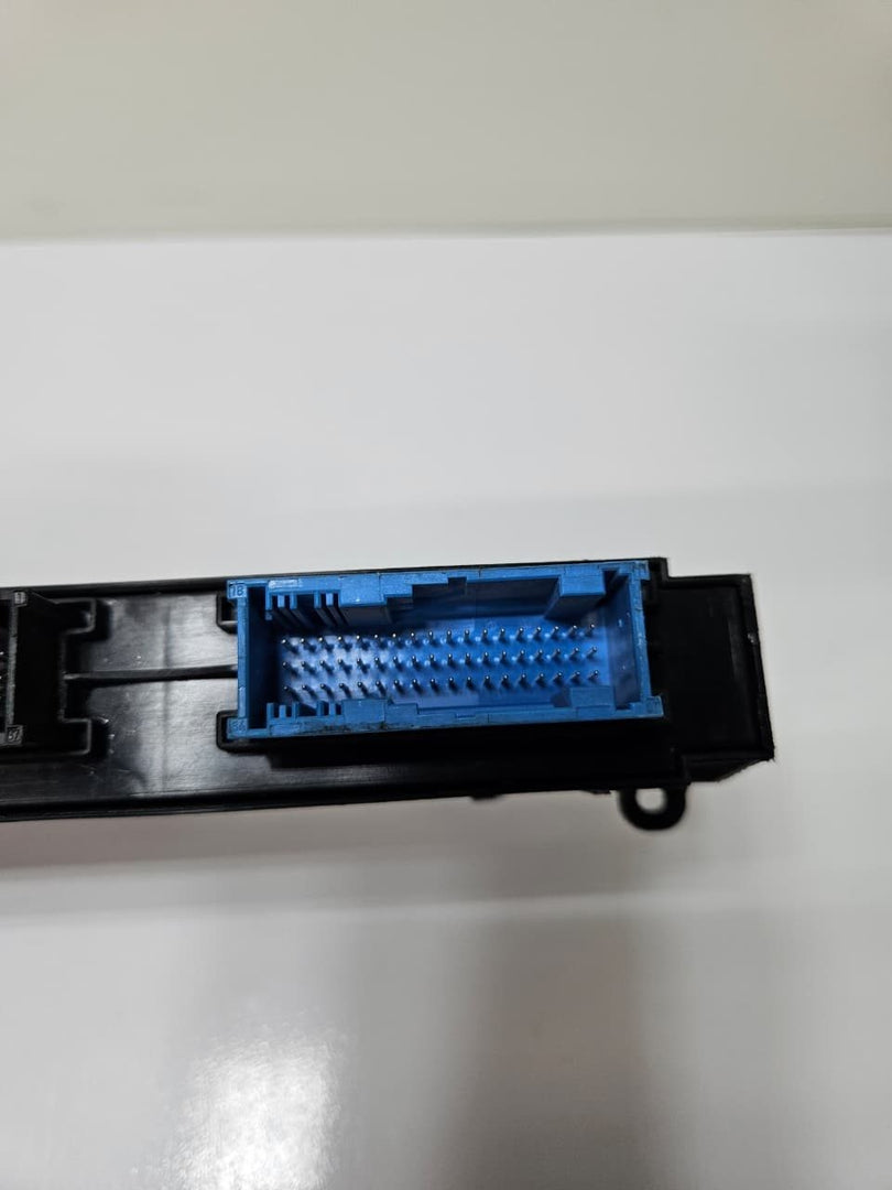 2011-2016 BMW 535i 550i Body Control Module 9286941 OEM