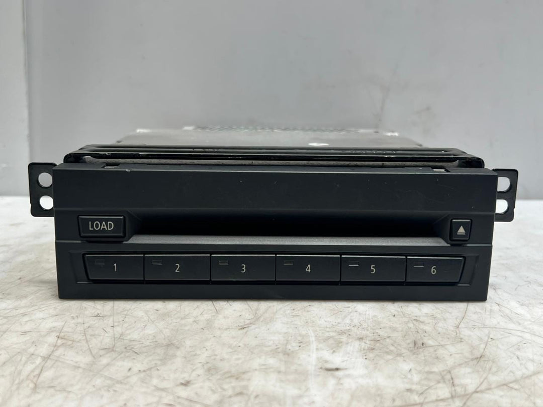 2006-2010 BMW X5 E70 and X6 E71 Cd Changer 9209758 OEM