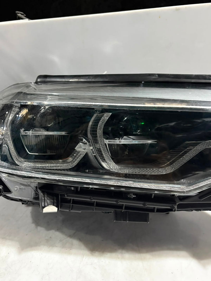 2018 BMW M5 F90 G30 Adaptive LED Headlight Left RIGHT 8499127 8499128 LHD