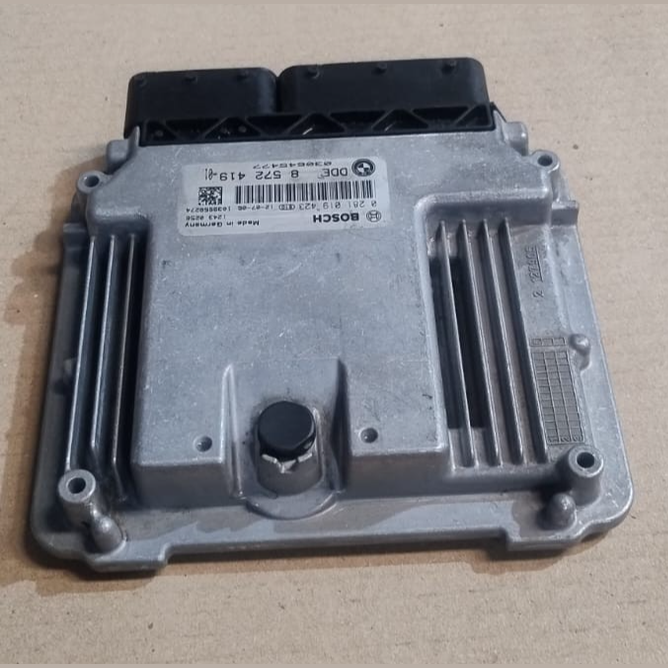 BMW X3 F25 N47N ENGINE CONTROL ECU UNIT MODULE ONLY  DDE 8572419