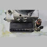 قم بتحميل الصورة إلى عارض الصور، OEM BMW F10 F12 F01 F02 ABS Anti Lock Brake DSC Pump Module 6853400