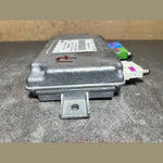 Bild in die Galerieansicht laden, 15-20 Mercedes W205 C-Class Surround View Camera Control Module A205 9002629 OEM