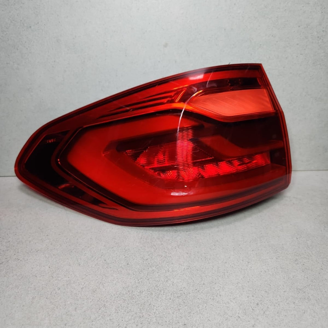 BMW 5 Touring Rear Tail Light Left Outer Led 7388947 5 Series G31