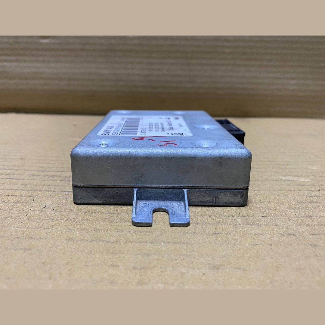 2009-2012 BMW 750Li Video Switch Control Module 9187604 750Li 750i and F10 F07 F