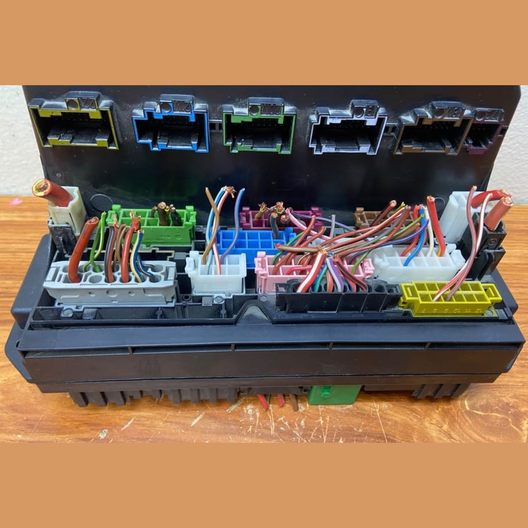2009-2016 Mercedes-Benz E-Class Sam Control Unit A2129008507