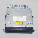 Bild in die Galerieansicht laden, 2007-2008 BMW X5 Cd Changer 9133085 X5 E70