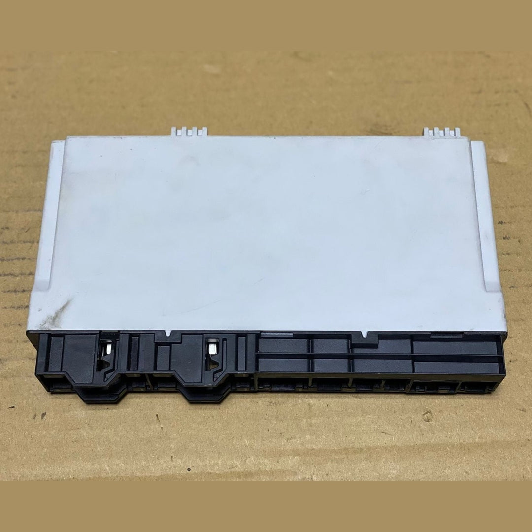 2015-2018 BMW 320i Seat Control Module 9371129 F30 F31 F35 and F36 and 335i