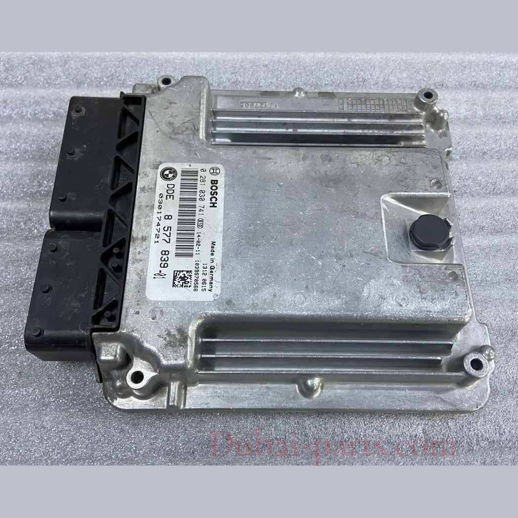 OEM BMW X3 F25 30D xDrive N57D30 3.0 DIESEL ENGINE CONTROL UNIT ECU ONLY 8577839