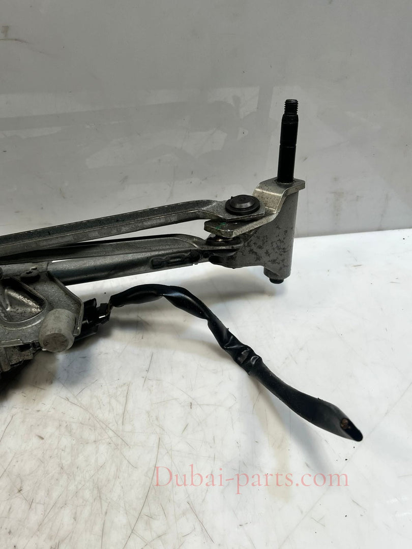 2010-2015 BMW X1 E84 Front Windshield Wiper Motor And Linkage 2992466 OEM