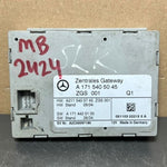 قم بتحميل الصورة إلى عارض الصور، 05-11 Mercedes-Benz R171 SLK350 Central Gateway Control Module A171 5405045 OEM