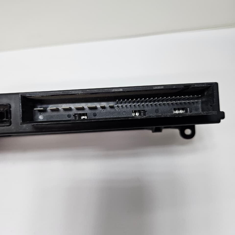 2009-2015 BMW 750Li Body Control Module 9203598 OEM