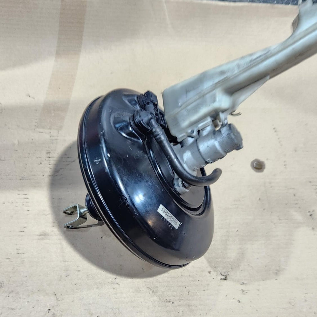 BMW 2 Gran Tourer F46 Brake Servo Booster 6875610 2 Series F46 F48 Mini F60 RHD