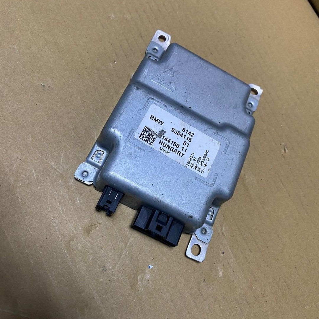BMW G30 G31 G32 and 7 Series G11 G12 Battery Charging Control Module 9384116 OEM