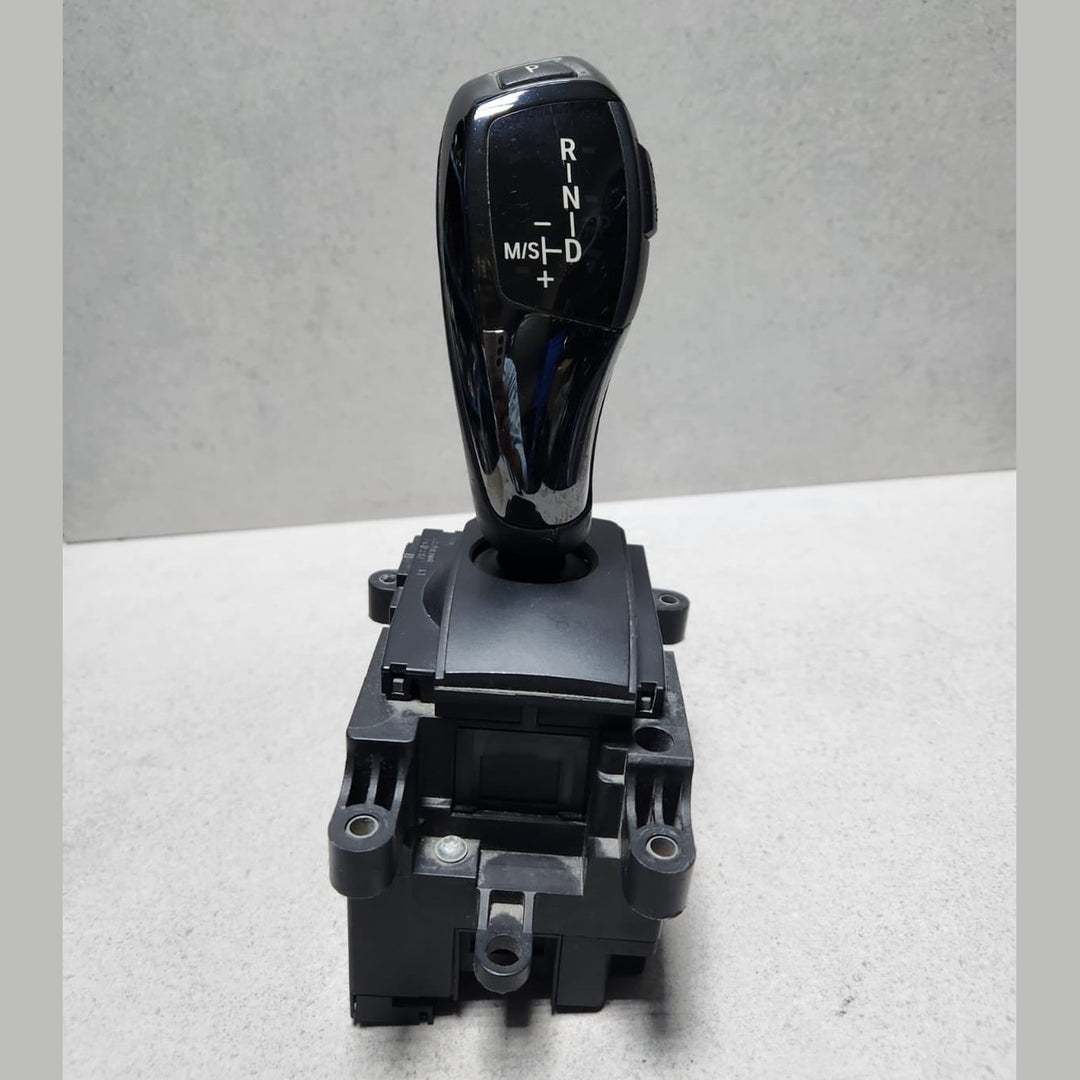 BMW Gear Selector Switch 9218104 5 Series F10 and 7 Series F01 F02 F03 RHD 