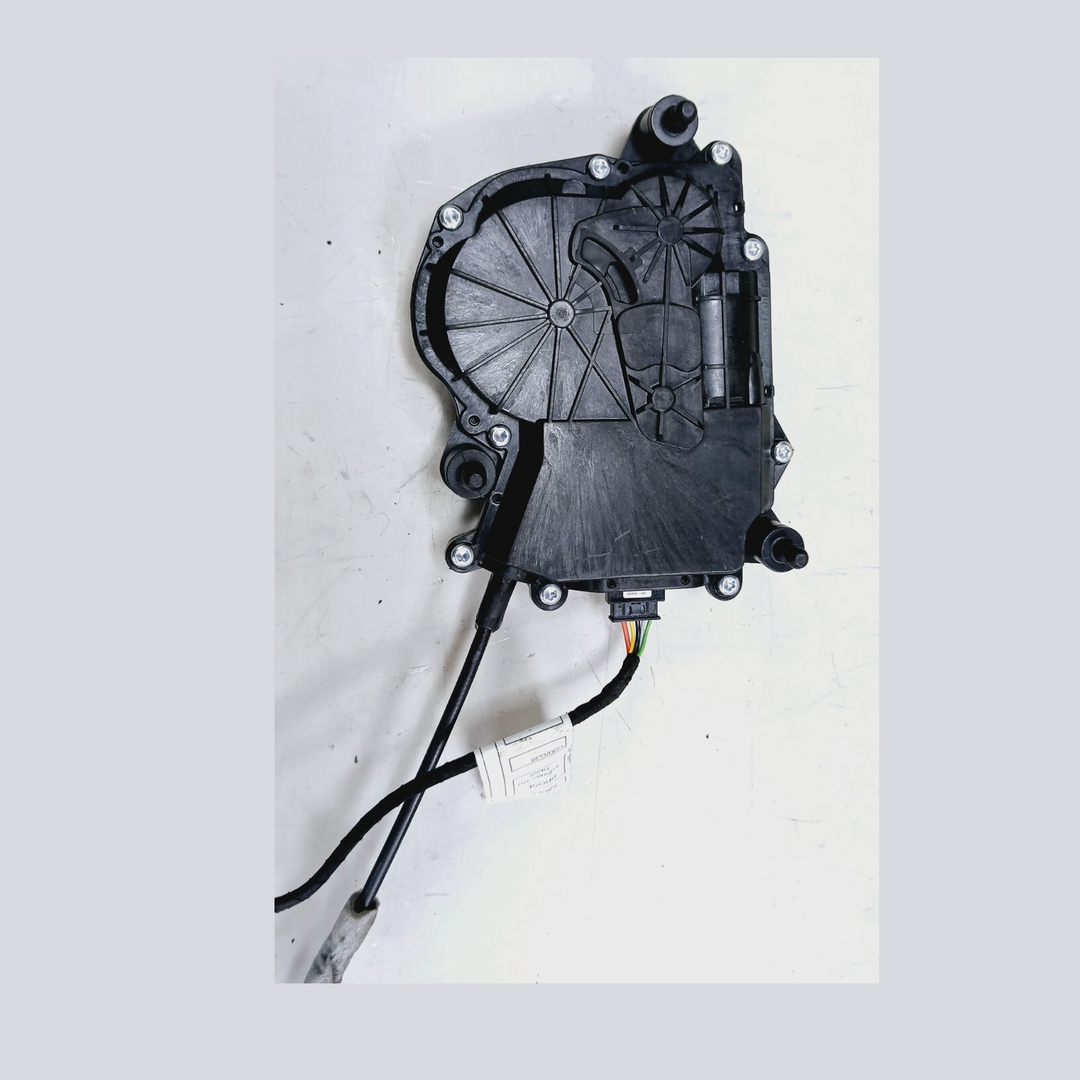 BMW 3 SERIES G20 G21  TAILGATE BOOT LID SOFT CLOSING LOCK ACTUATOR MOTOR 7430626