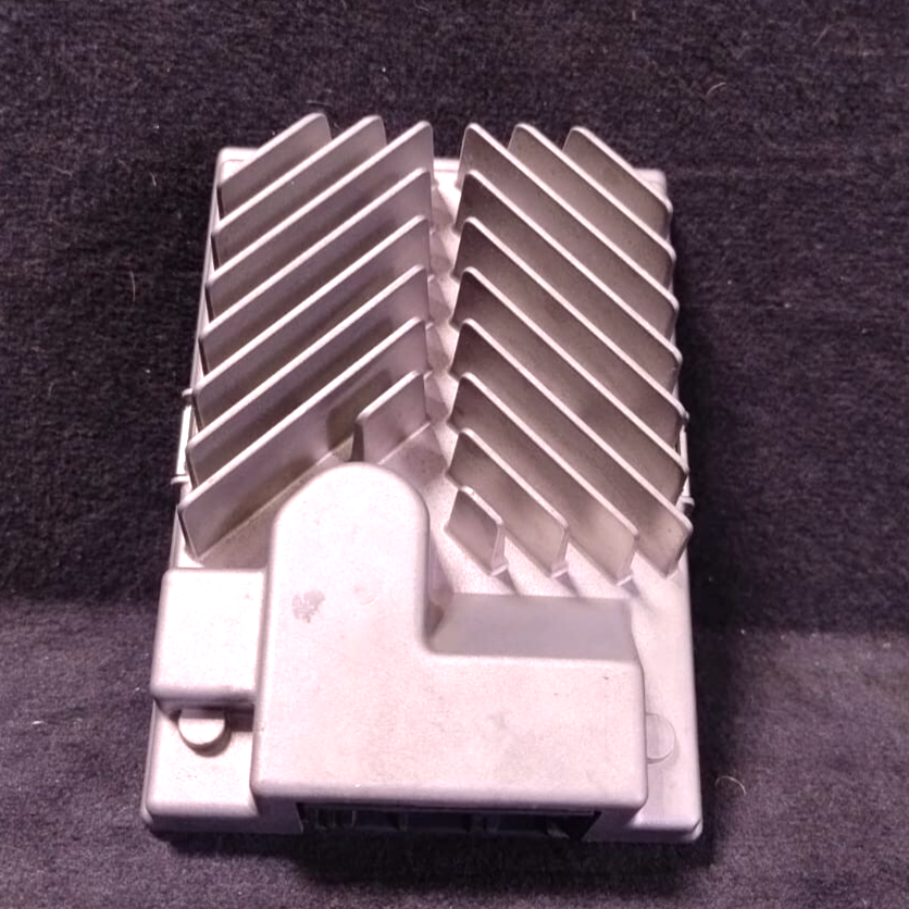 OEM  BMW 530I G30E XDRIVE  AUDIO SYSTEM AMPLIFIER MODULE UNIT 2622764